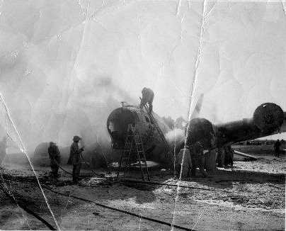 Pit_Fire_1950_Duke_Fld.jpg