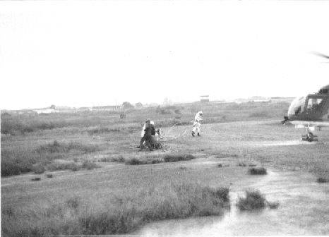 Ton_san_Nhut_72-73f.jpg