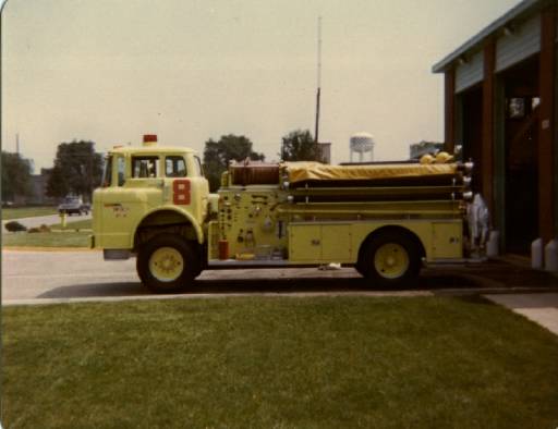 P-12_V-1_Grissom_1980.jpg