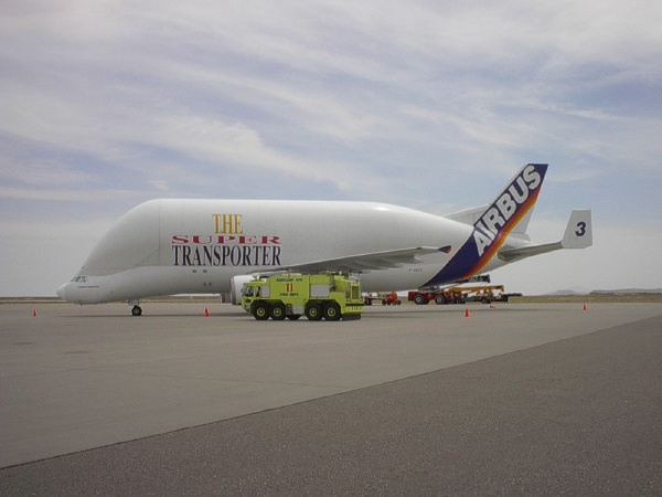 Kirtland_P23_and_Airbus.jpg